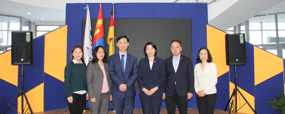 A representative of Inner Mongolia University of Technology visited GMIT